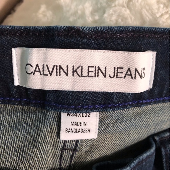 Calvin Klein Designer Mens 34x32 (Actual Wait size 36) Dark wash Blue Jeans - Picture 4 of 6